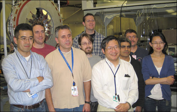 Yasuyuki Akiba with some of the PHENIX Silicon Vertex Detector group