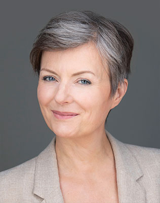 photo of Julia Thom