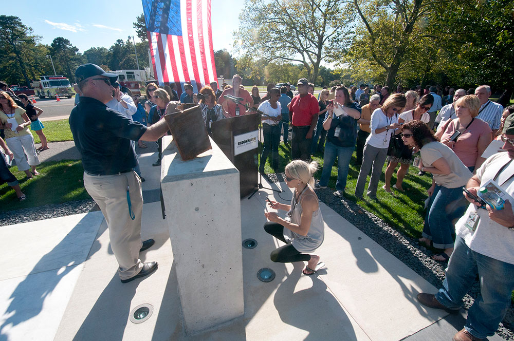 photo of 9-11 memorial dedication ceremony