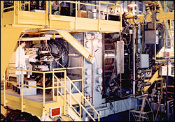80-inch bubble chamber