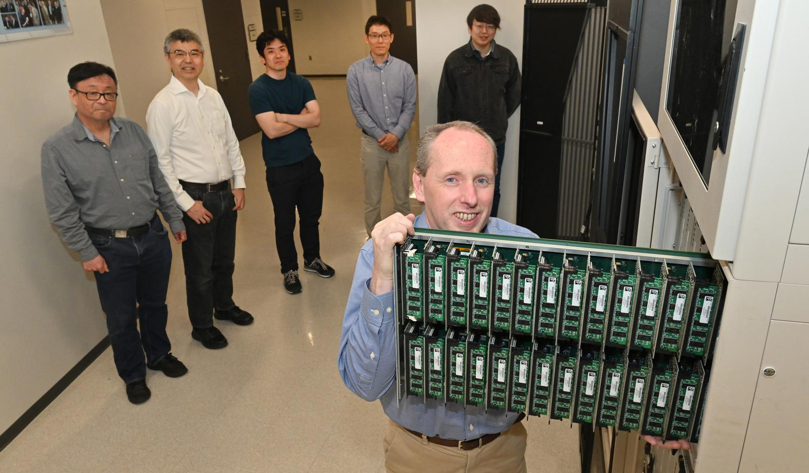 photo of g-2 researchers