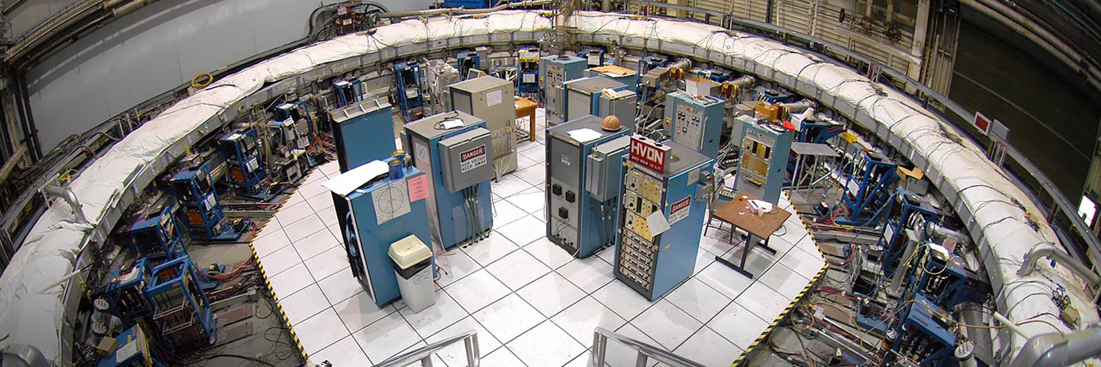 photo of the muon g-2 experimental apparatus