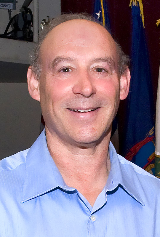 Elliott Levitt