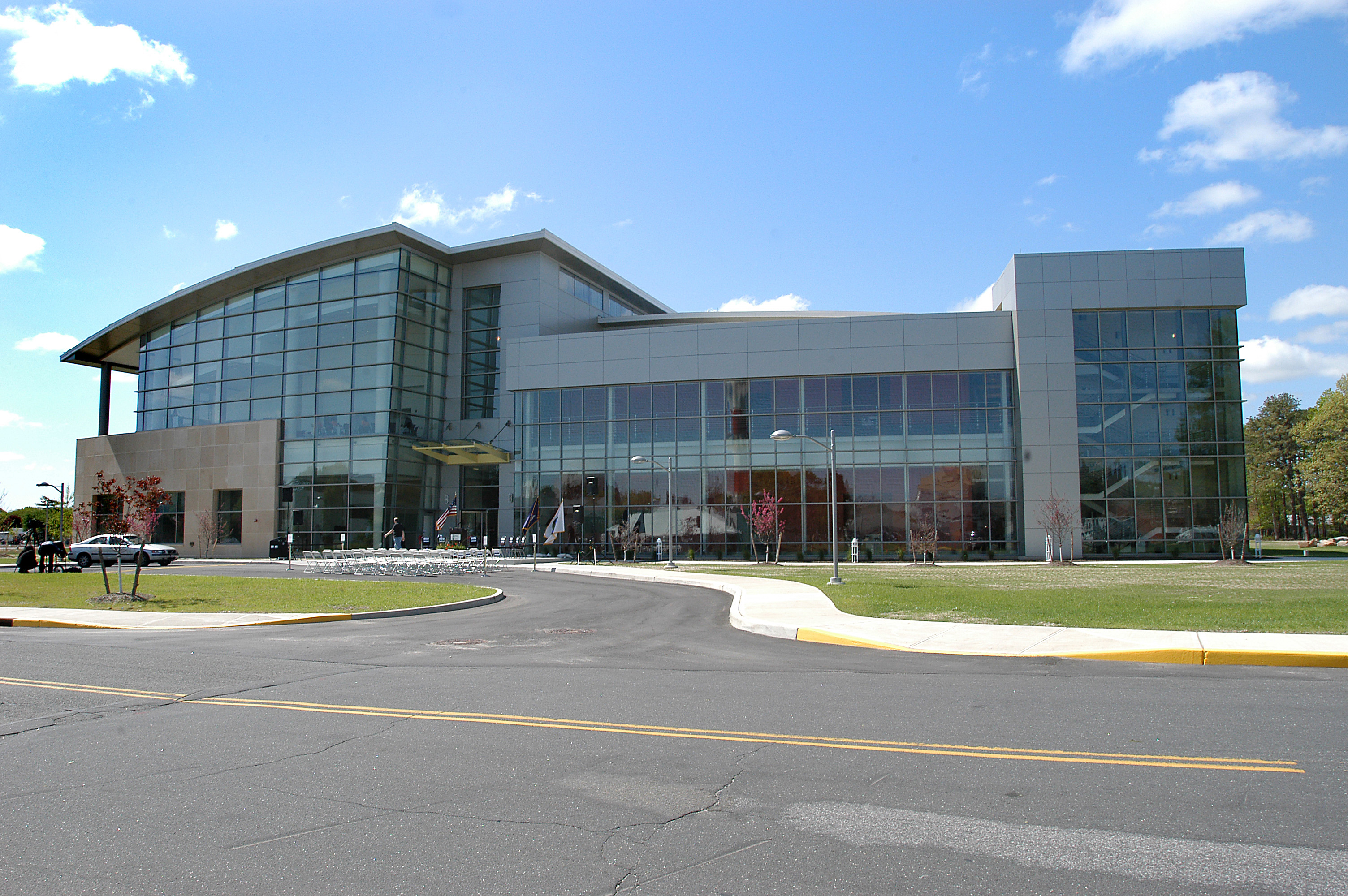 Brookhaven National Laboratory Research Support Building (RSB) - EW Howell