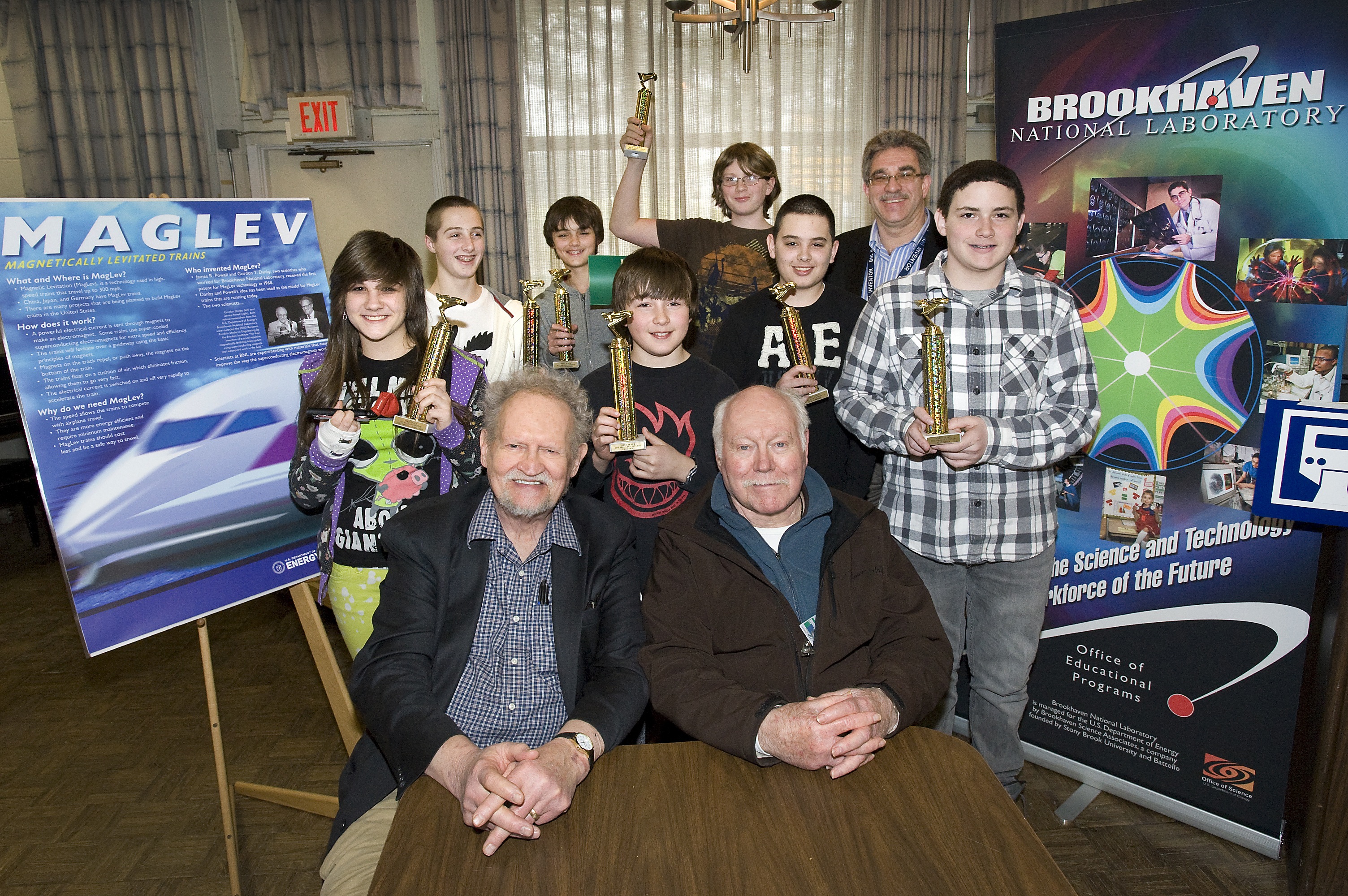 Brookhaven National Lab honors top students in Bridge and Maglev contests