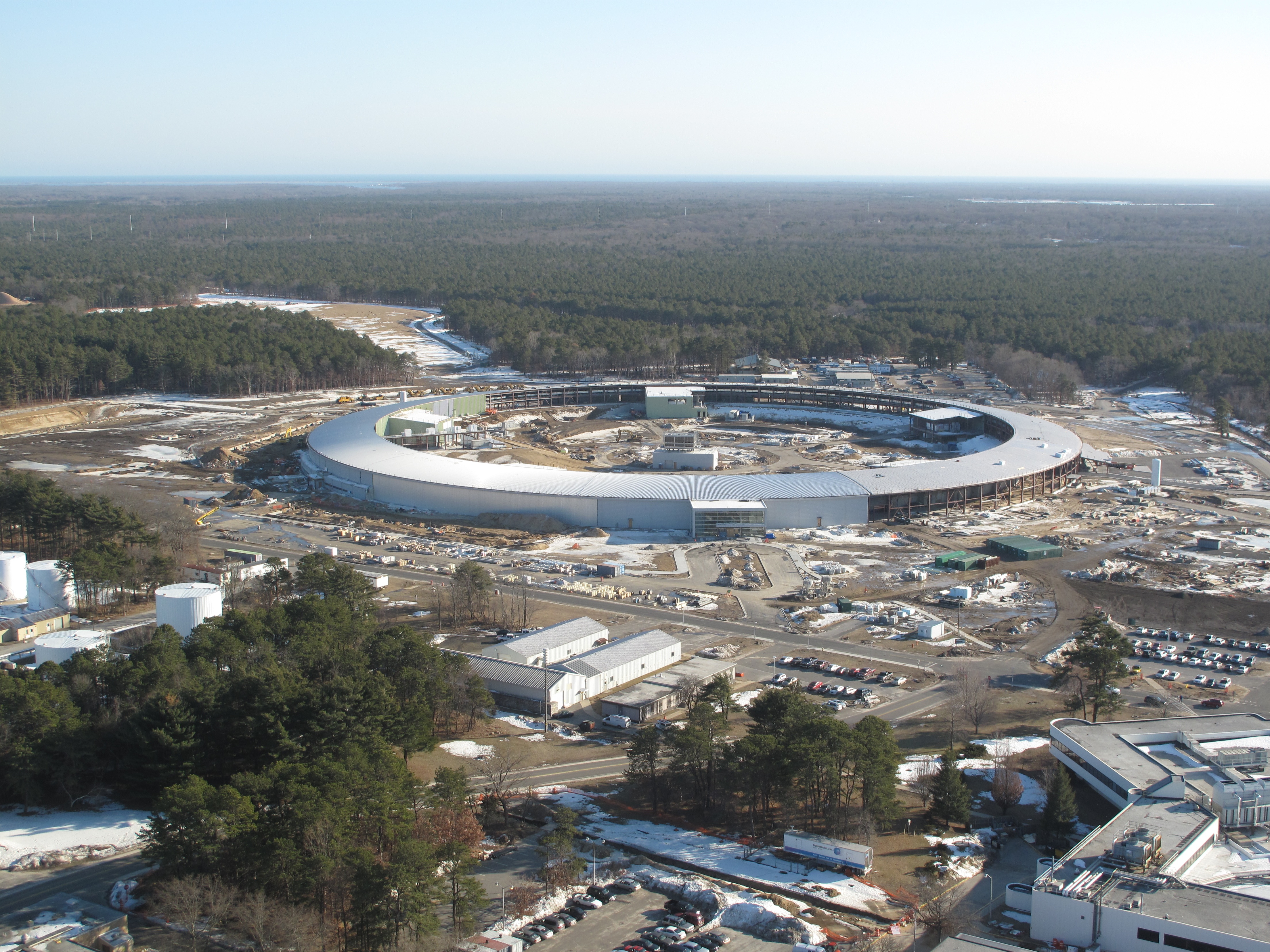 Brookhaven National Laboratory Gives Green Light to New Light Lab’s  Contractor, 2009-10-14, ENR