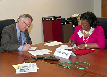 Doon Gibbs signs a memorandum of understanding