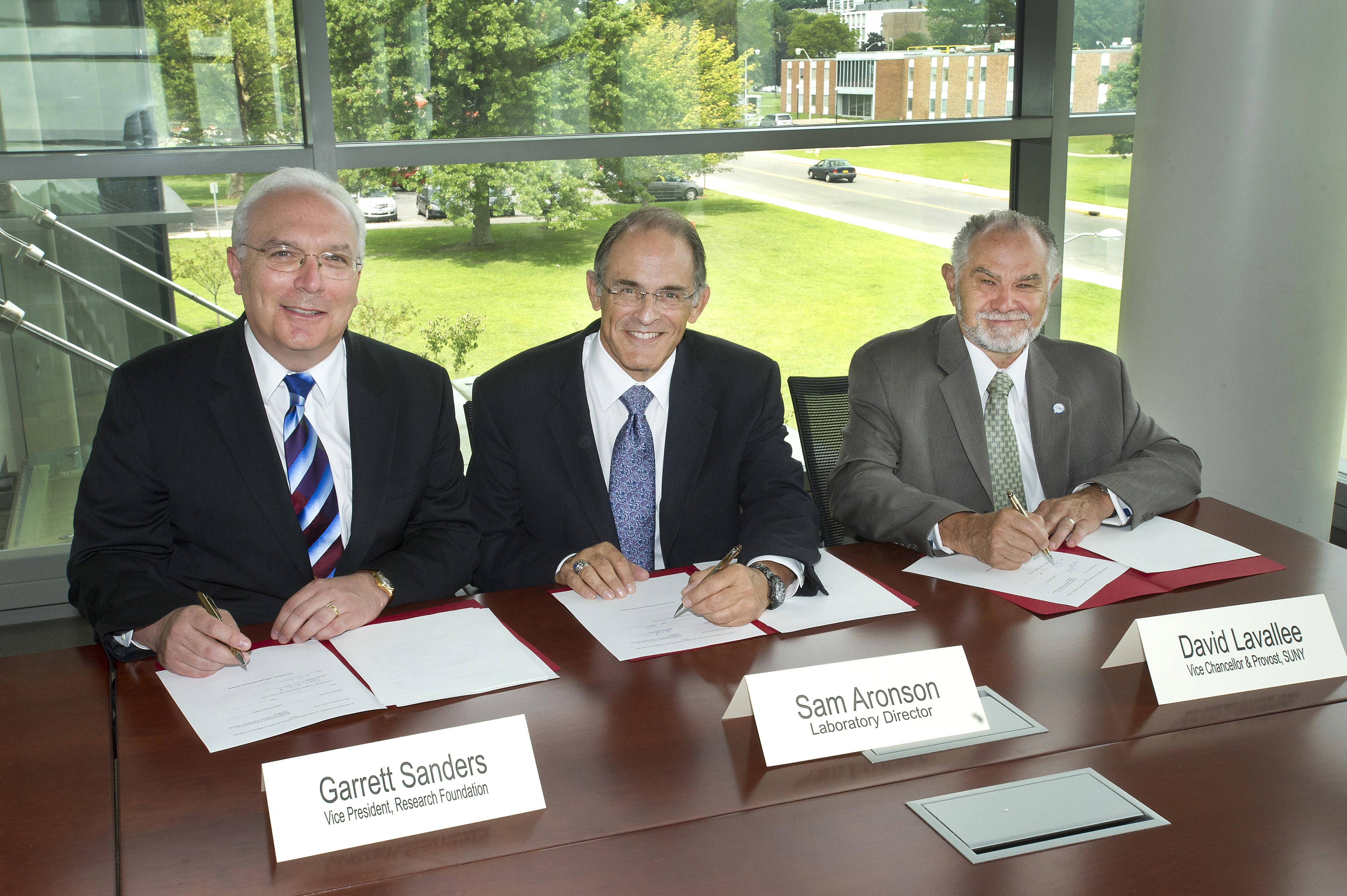 SUNY and Brookhaven National Lab Will Continue Research Partnership into  the Future