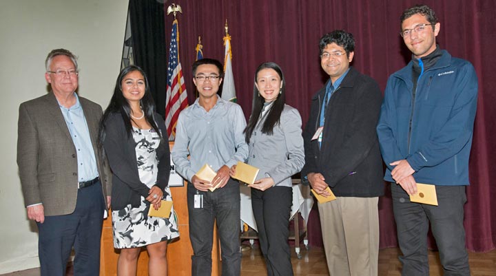 Doon Gibbs presented awards to oral and poster presenters