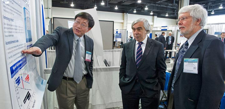 Qiang Li, Ernest Moniz and Martin Rupich