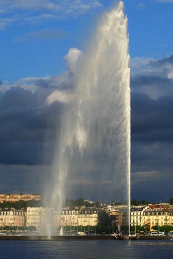 Geneva's Jet d'Eau fountain