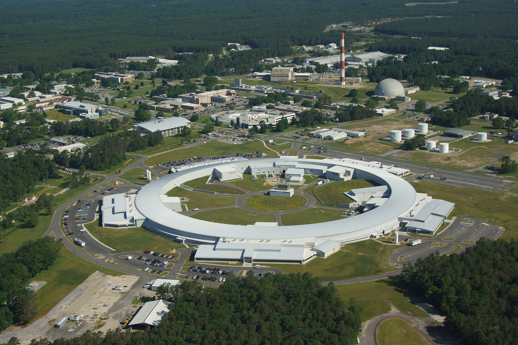 National Synchrotron Light Source II, Brookhaven National Lab - A New  Source to Power New Research 