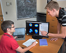 Scientists Model Gluons