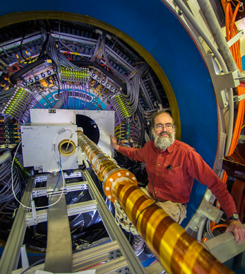 Brookhaven Lab physicist Flemming Videbaek