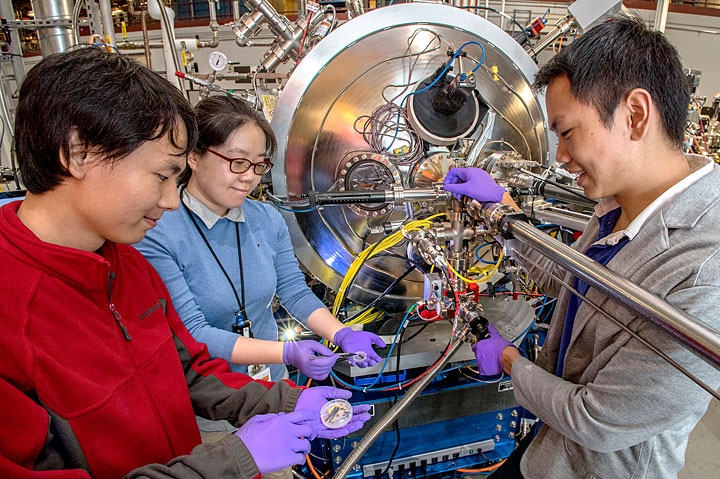 Team at CSX beamline