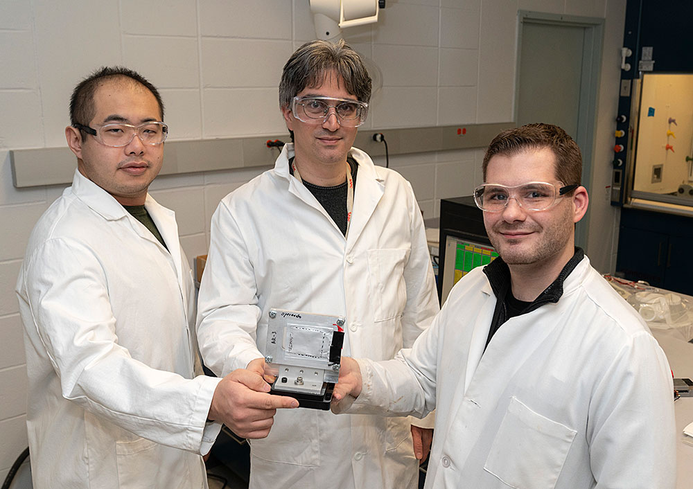 Photo of Peter Khalifah, Zhuo Li, and Gerard Mattei