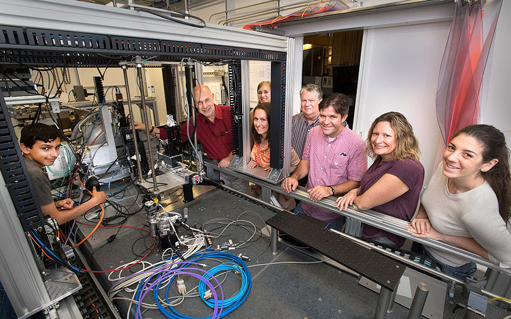 Photo of team of students and teachers at the Submicron Resolution X-ray Spectroscopy (SRX) beamline