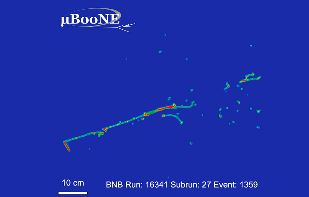 Particle track in MicroBooNE detector