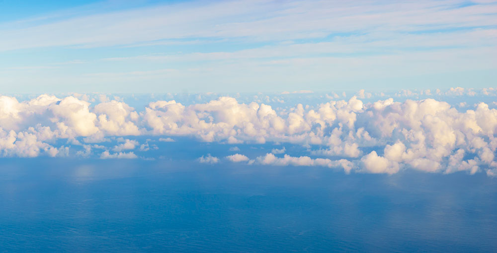 Photo of clouds over the ocean
