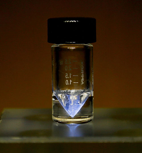 Photo of a vial of actinium-225