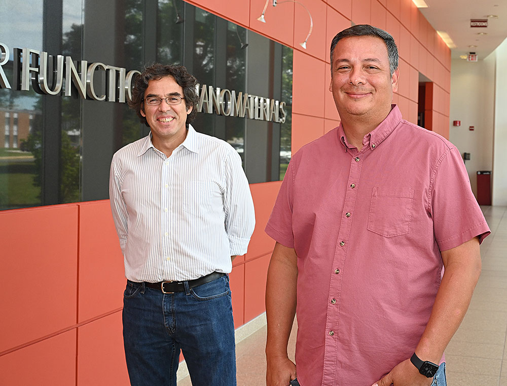Photo of Professor Armando Rúa (right) and CFN Collaborator Fernando Camino