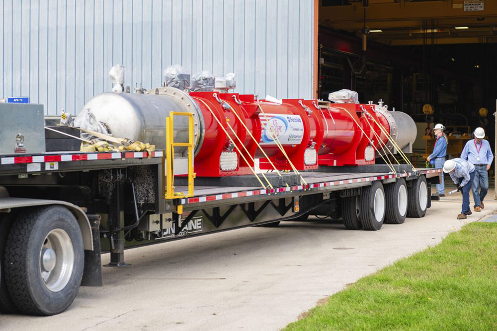 Magnet arrives at CERN