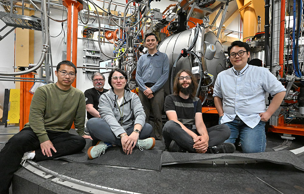 NSLS-II scientists at the Soft Inelastic X-ray Scattering beamline