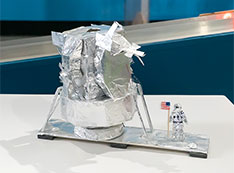 Photo of maglev vehicle modeled after lunar module