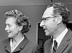 alt="Photo of Gertrude Scharff-Goldhaber and Maurice Goldhaber"